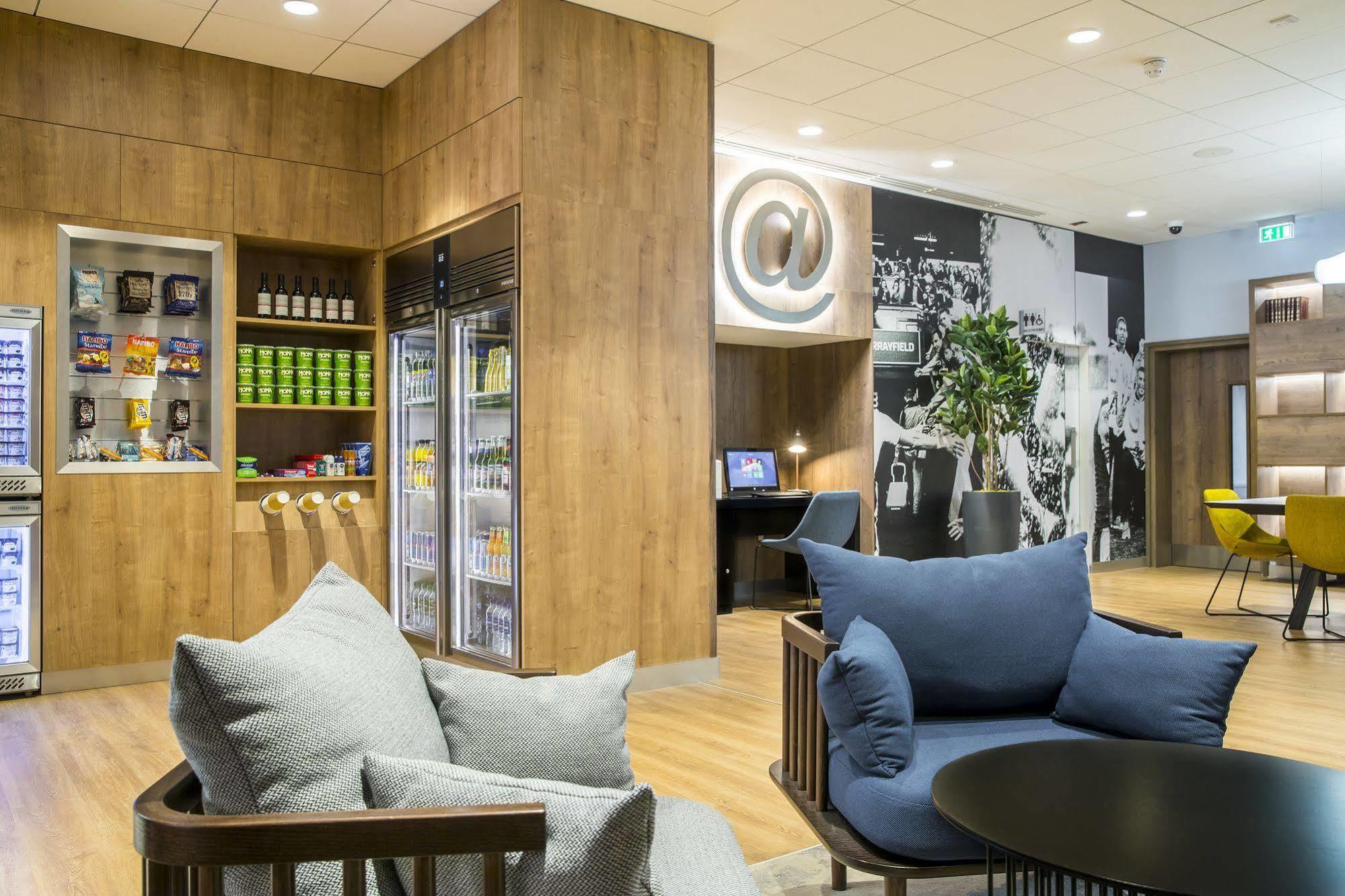 Courtyard By Marriott Edinburgh West Ξενοδοχείο Εξωτερικό φωτογραφία